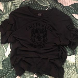 Black Calvin Klein T-shirt